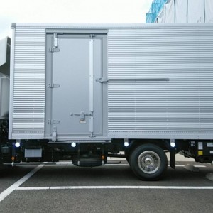 新型エルフ架装のサムネイル