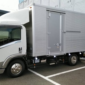 新型エルフ架装のサムネイル