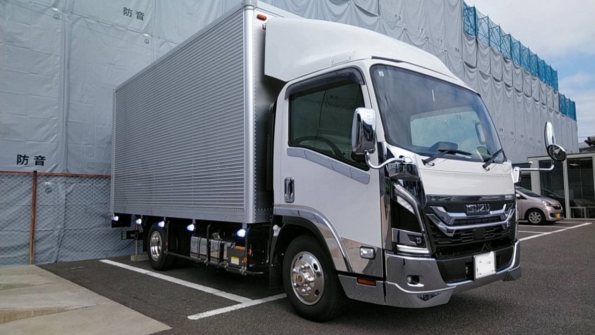 新型エルフ架装のサムネイル