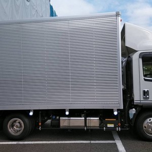 新型エルフ架装のサムネイル