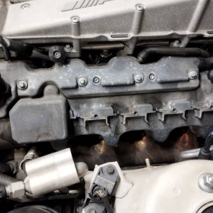 エンジンルームから白煙のサムネイル