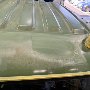 クリア剥げによるルーフ塗装のサムネイル