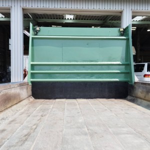 ダンプ荷台塗装のサムネイル