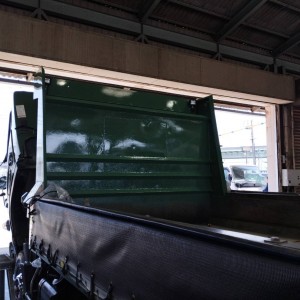 ダンプ荷台塗装のサムネイル